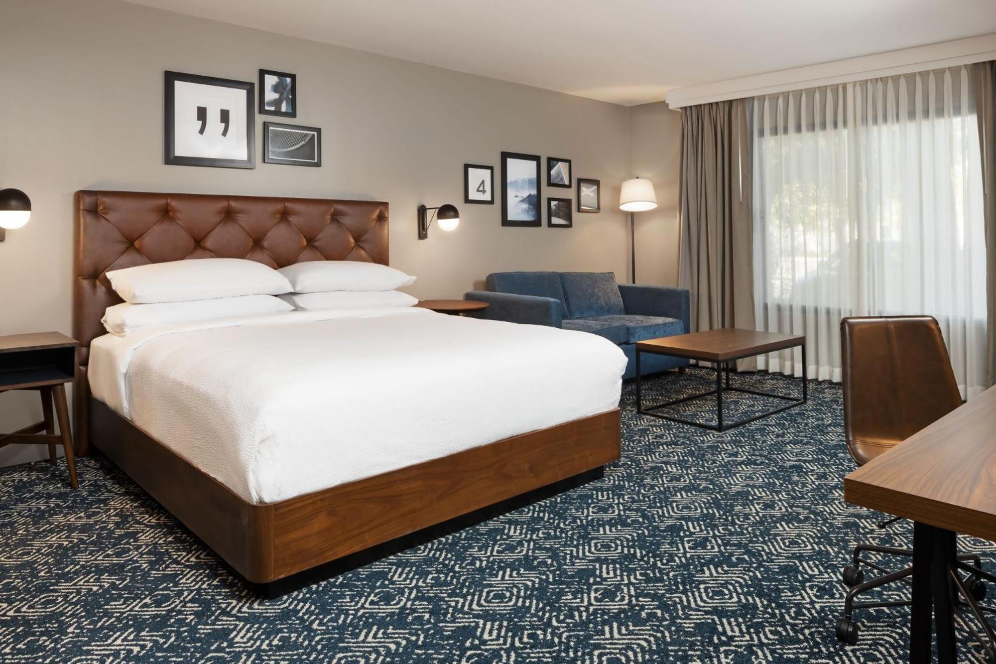 Four Points By Sheraton Hotel