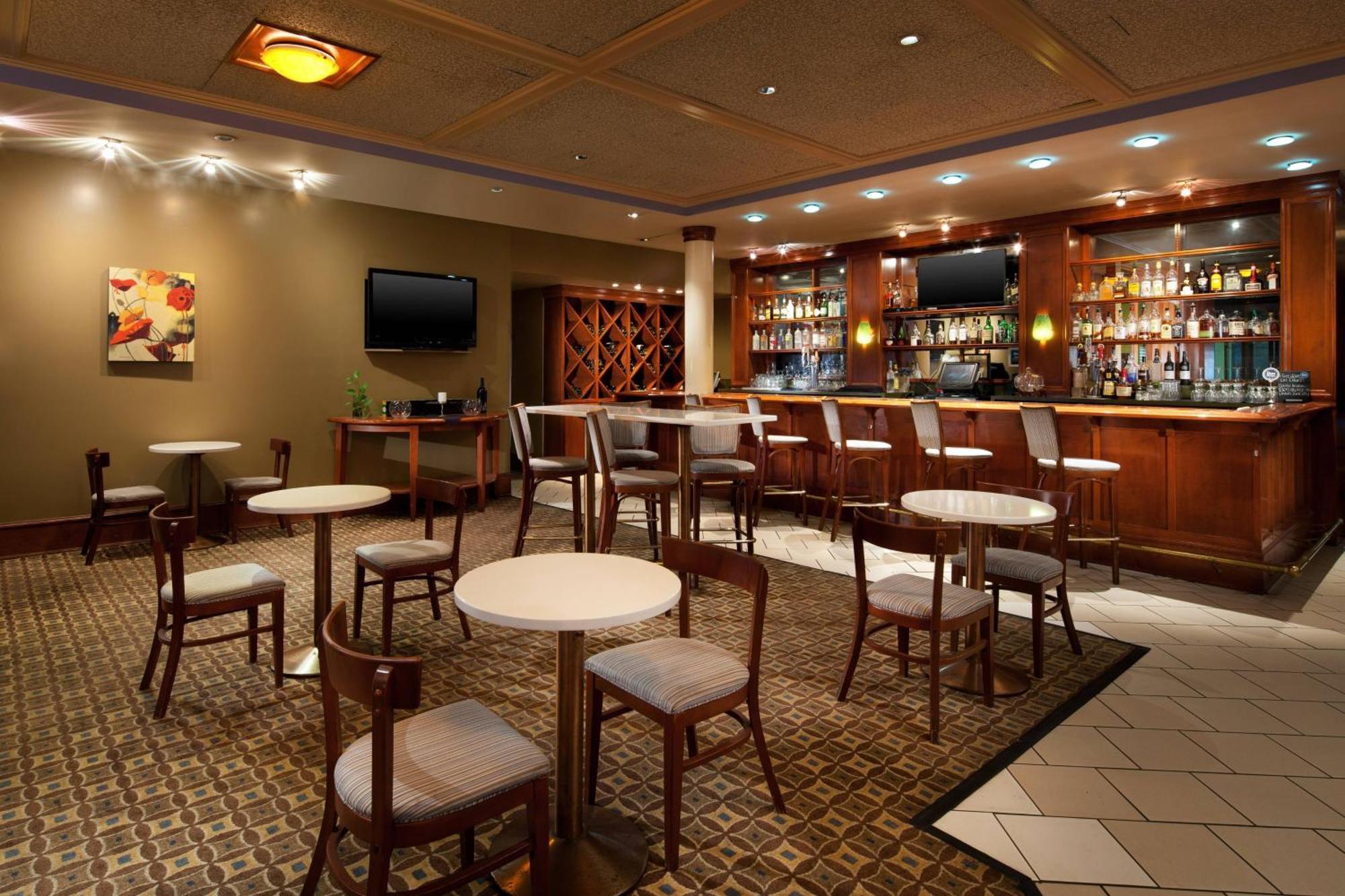 Hotel Four Points By Sheraton 3*