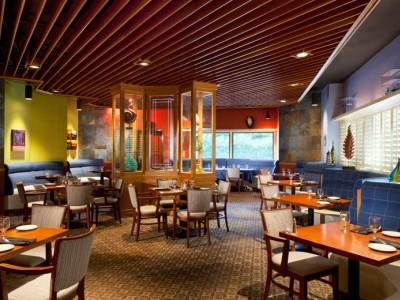 Hotel Four Points By Sheraton 3*